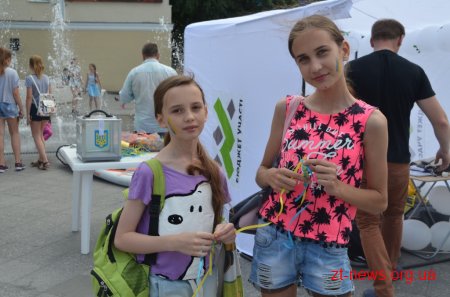 На Михайлівській провели благодійний ярмарок «Єдина громада - Єдина країна»