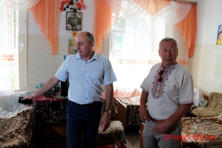 Голова обласної ради відвідав Любарський психоневрологічний чоловічий інтернат