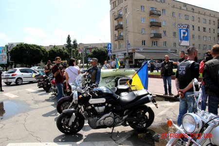 Учасники мотопробігу «За єдність» відвідали Житомир