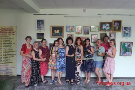 В Житомирській міській бібліотеці відкрили виставку картин