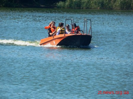 У Бердичеві рятувальники показали майстер-клас із безпечної поведінки на воді