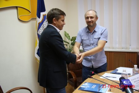 Сергій Сухомлин підписав договір про співпрацю з Спілкою громадських організацій інвалідів Києва