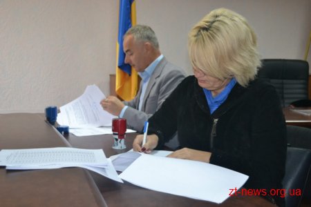 ОТГ Житомирщини отримали 32 тис. га земель поза межами населених пунктів у комунальну власність