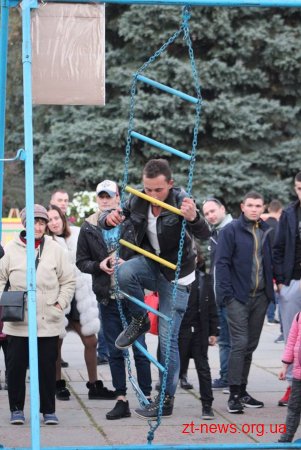 В обласному центрі пройшла святкова програма «Разом сила» до Дня захисника України