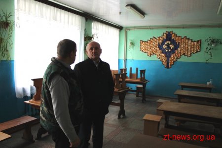 Голова обласної ради Володимир Ширма побував у Довбиському психоневрологічному інтернаті