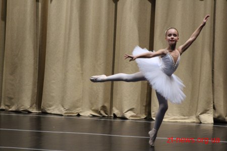 У Житомирі 500 танцюристів із різних країн змагаються за перемогу у міжнародному конкурсі
