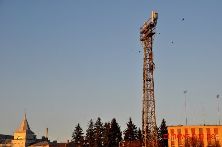 На стадіоні «Полісся» тривають роботи над північною трибуною та накриттям