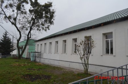Житомирську музичну школу №3 утеплили та замінили дах
