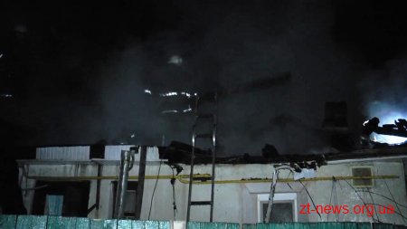 У Житомирі під час гасіння пожежі на території приватного обійстя рятувальники виявили тіло чоловіка