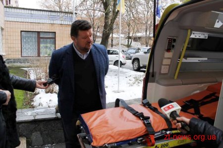 В госпіталі ветеранів війни у Бердичеві з’явився автомобіль швидкої допомоги