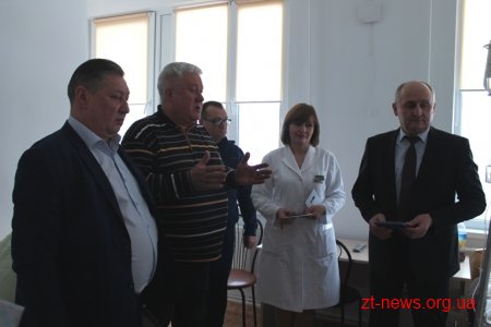Володимир Ширма відвідав чорнобильців у «чорнобильському» відділенні
