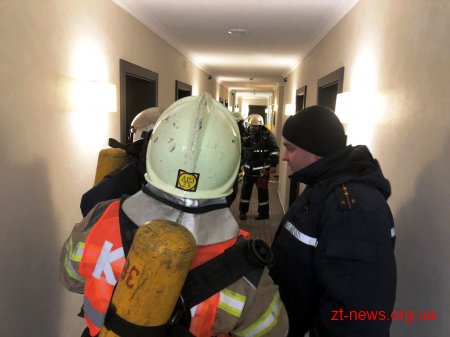 В одному з готелів Житомира пожежні гасили умовну пожежу