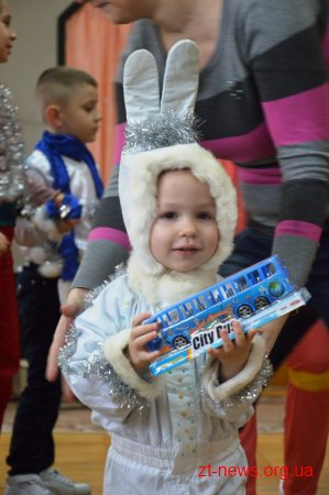 Житомирські рятувальники провели Новорічний ранок для своїх дітей