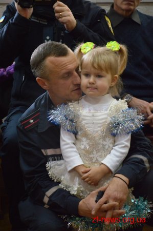 Житомирські рятувальники провели Новорічний ранок для своїх дітей