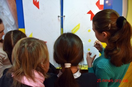 Житомирщина долучилась до створення патріотичної книги «Соборність України очима дітей»