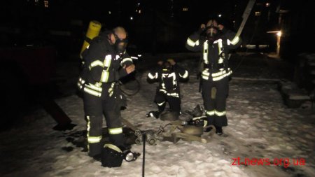 У Житомирі рятувальники та студенти відпрацювали порядок дій при виникненні пожежі у гуртожитку