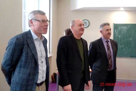 Депутати обласної ради ознайомились з роботою та концепцією біотехнологічного ліцею "Радовель"
