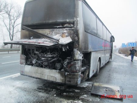 На трасі Київ-Чоп загорівся рейсовий автобус Гданськ-Київ