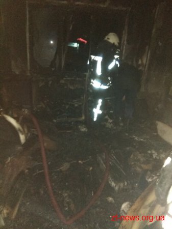 В Олевську рятувальники винесли з палаючого будинку 51-річного власника