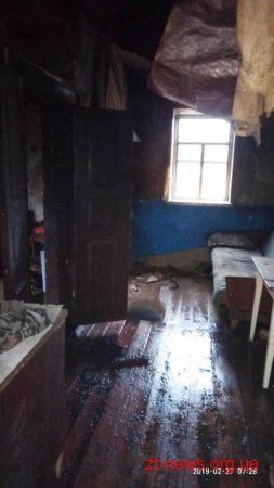 В Овруцькому районі на окраїні села згорів приватний будинок