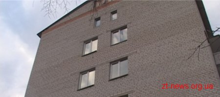 У Бердичеві із вікна геріатричного пансіонату випала 58-літня жінка і загинула