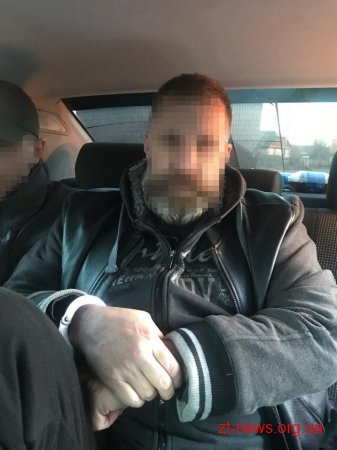 СБУ у Коростишеві затримала організатора нелегальної міграції, який перебував у міжнародному розшуку