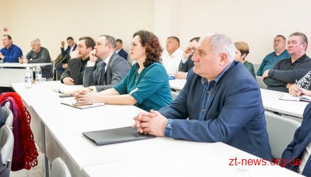 Керівники ОТГ Житомирщини переймали досвід громади Дніпропетровської області та ділилися своїми напрацюваннями