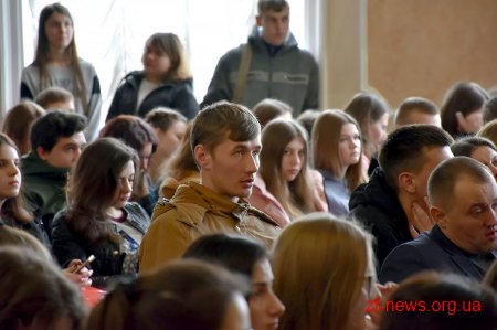 Студенти ЖДУ мали можливість поспілкуватись із Віце-прем’єр-міністром Іванною Климпуш-Цинцадзе