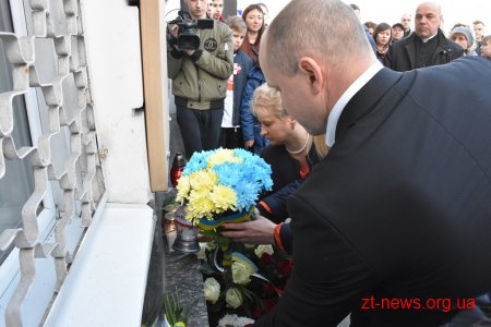 У Житомирі вшанування пам’ять жертв Катинської трагедії та авіакатастрофи під Смоленськом