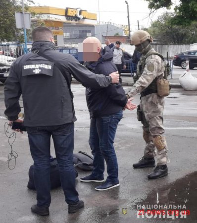 Житомирські поліцейські перекрили міжнародний канал поставки кокаїну з Євросоюзу