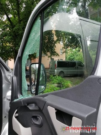 У Житомирі поліцейські затримали автокрадія одразу після вчинення ним злочину