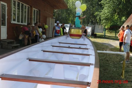 У Гідропарку показали човни придбані за кошти Бюджету участі