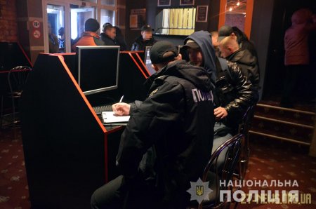 На Житомирщині поліцейські проводять заходи із припинення діяльності гральних закладів