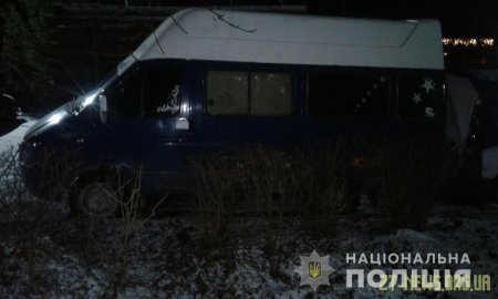 В Олевську поліцейські затримали ГАЗ з лісоматеріалами без документів
