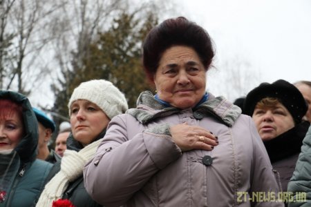 Урочистою ходою та покладанням квітів в Житомирі вшанували пам'ять воїнів-інтернаціоналістів