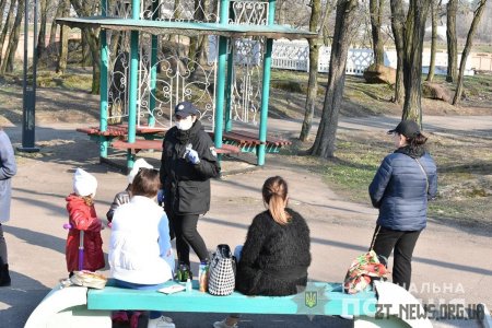З початку карантину на Житомирщині поліція виявила близько сотні адмінправопорушень стосовно дітей