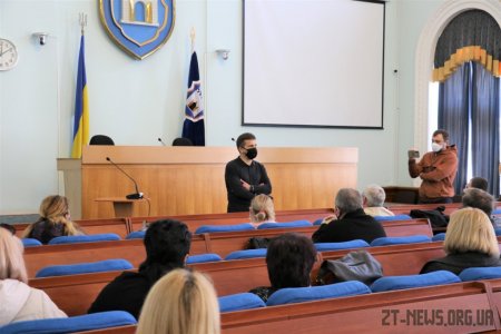Сергій Сухомлин зустрівся з підприємцями, які вчора мітингували біля міської ради