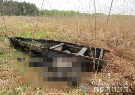 У Радомишльському районі у водоймі знайшли тіло чоловіка, якого розшукували більше місяця