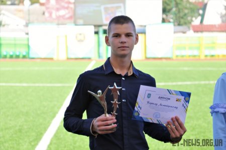 Сергій Сухомлин вручив стипендії кращим житомирським спортсменам