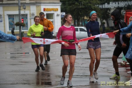Спортивні вихідні у Житомирі - ярмарок спорту, фітнес день та Космічний Нова Пошта Напівмарафон