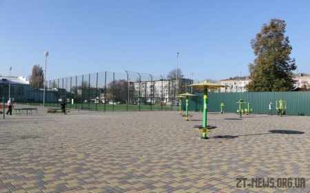 У приміщенні ДЮСШ з футболу «Полісся» триває ремонт