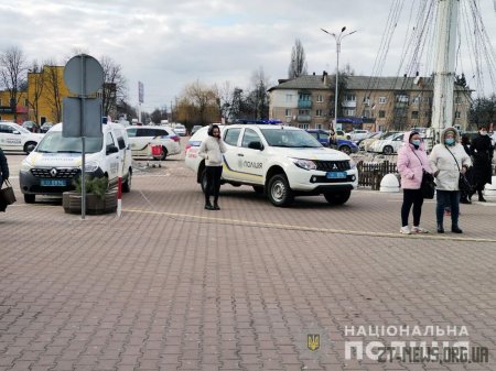У Житомирі поблизу ТРЦ "Глобал" знешкодили підозрілу валізу