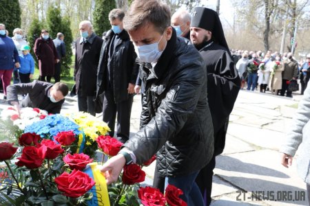 У Житомирі вшанували пам'ять загиблих ліквідаторів аварії на Чорнобильській АЕС