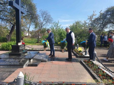 Житомиряни вшанували пам'ять жертв політичних репресій