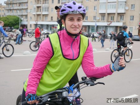 Майже 2 тисячі велосипедистів проїхали вулицями Житомира