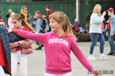 Майстер-класи, святкові концерти, ігри - у Житомирі святкують Міжнародний день захисту дітей