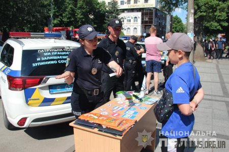 У Житомирі вперше провели забіг єдності «Поліція передає естафету»