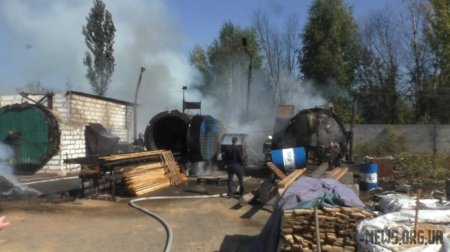 На підприємстві у Житомирі вибухнула 200-літрова бочка