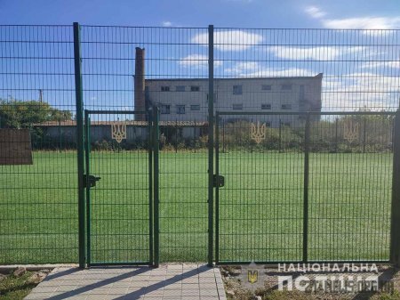 На Житомирщині поліцейські викрили розкрадання бюджетних коштів під час будівництва спортивного майданчику