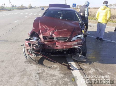 На трасі Київ-Ковель зіткнулися "ЗАЗ" та "Opel": троє людей травмувалися